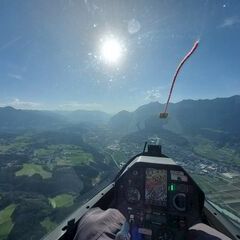 Flugwegposition um 16:19:25: Aufgenommen in der Nähe von Gemeinde Ampass, Ampass, Österreich in 1390 Meter